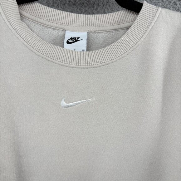 Nike Phoenix Fleece Oversized Crewneck Sweatshirt Light Orewood Center Swoosh S - Picture 10 of 16